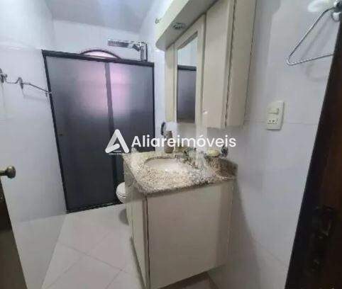 Casa para alugar com 3 quartos, 234m² - Foto 12