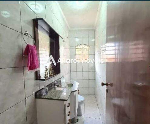 Casa para alugar com 3 quartos, 234m² - Foto 17