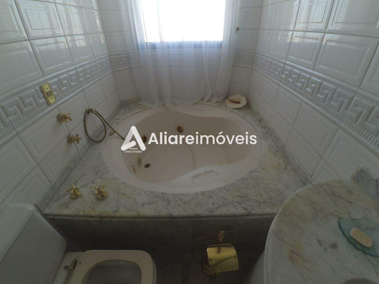 Apartamento à venda com 3 quartos, 250m² - Foto 5