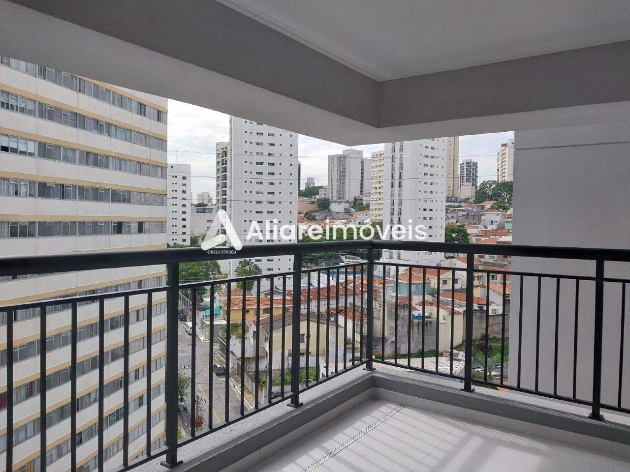 Apartamento à venda com 3 quartos, 130m² - Foto 1