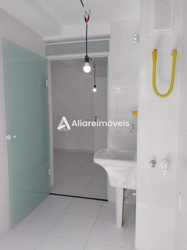 Apartamento à venda com 3 quartos, 130m² - Foto 5