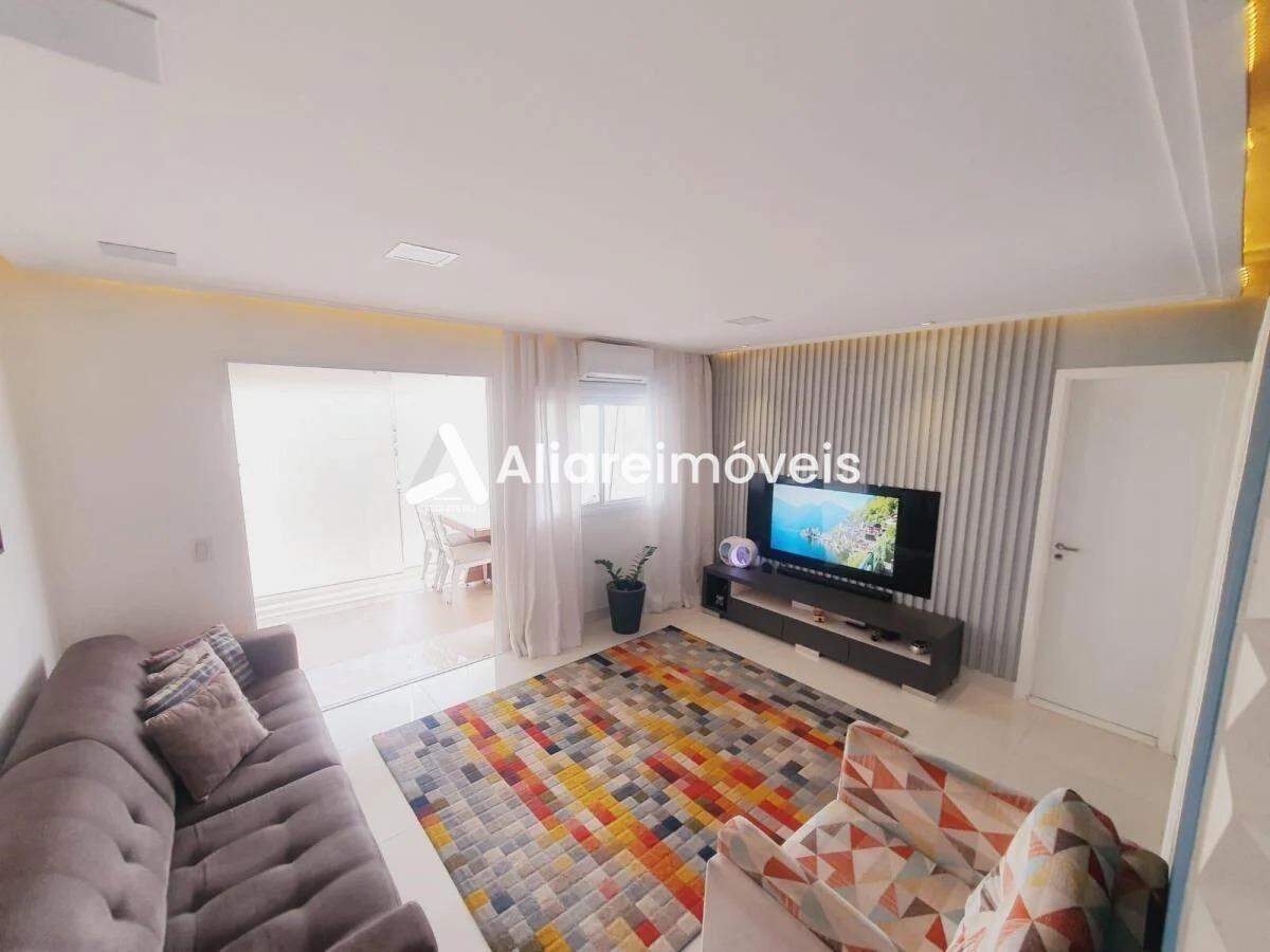 Apartamento à venda com 2 quartos, 61m² - Foto 1