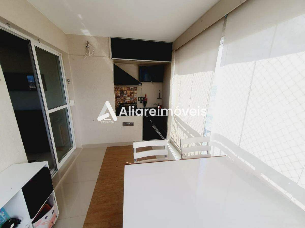 Apartamento à venda com 2 quartos, 61m² - Foto 8