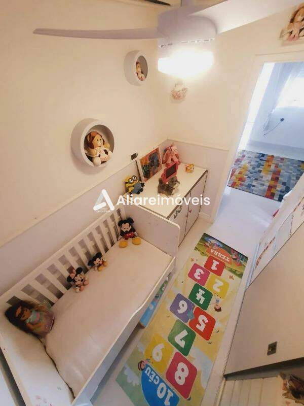 Apartamento à venda com 2 quartos, 61m² - Foto 14