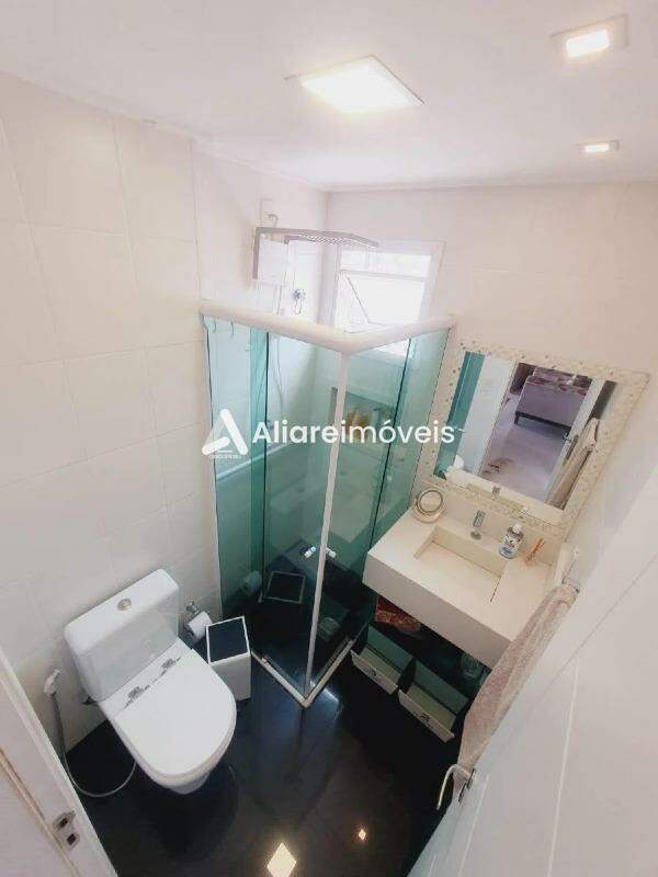 Apartamento à venda com 2 quartos, 61m² - Foto 16