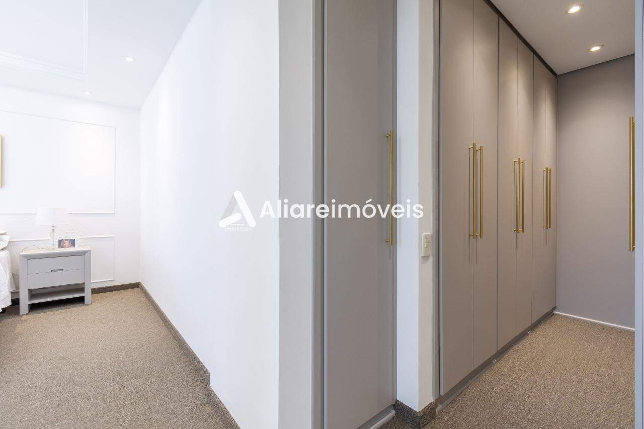 Apartamento à venda com 4 quartos, 244m² - Foto 24