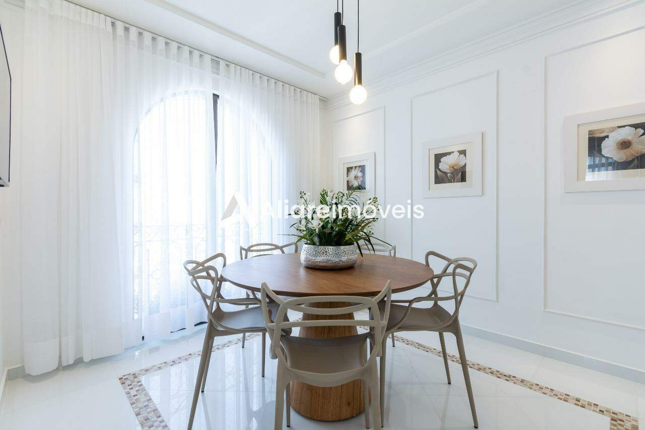 Apartamento à venda com 4 quartos, 244m² - Foto 11