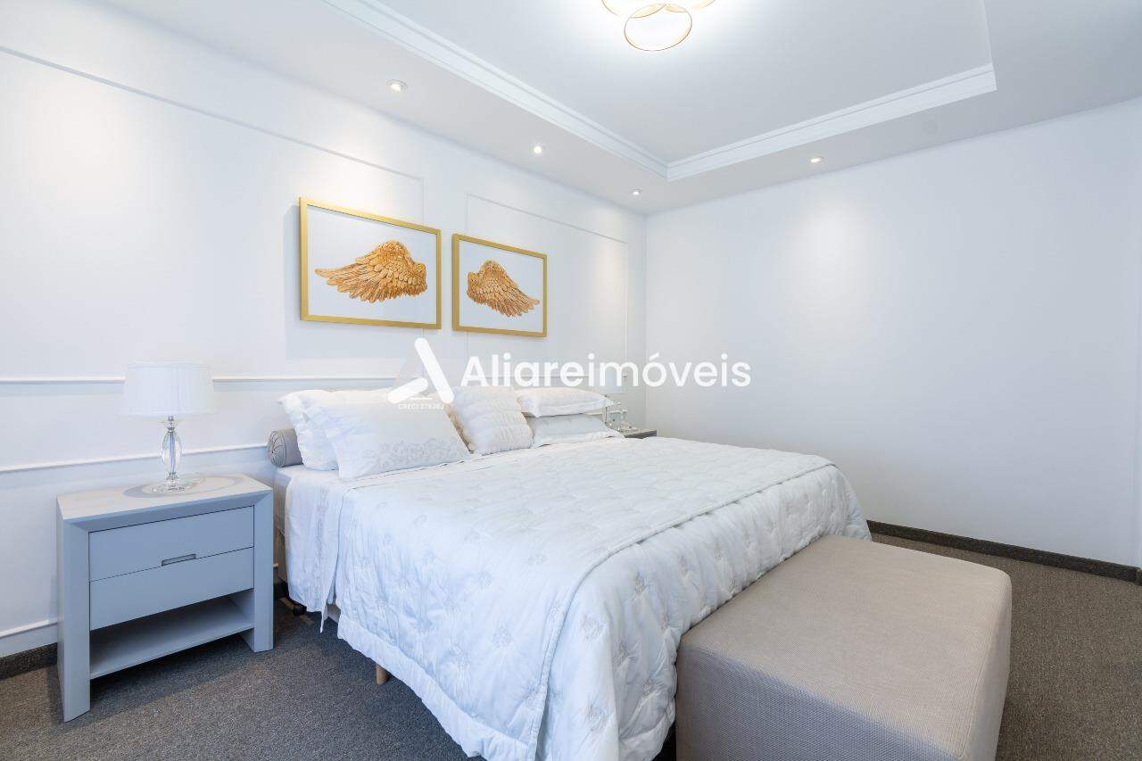 Apartamento à venda com 4 quartos, 244m² - Foto 22