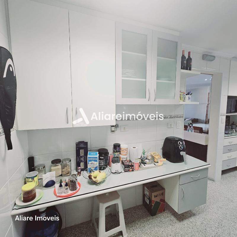 Apartamento à venda com 3 quartos, 105m² - Foto 12