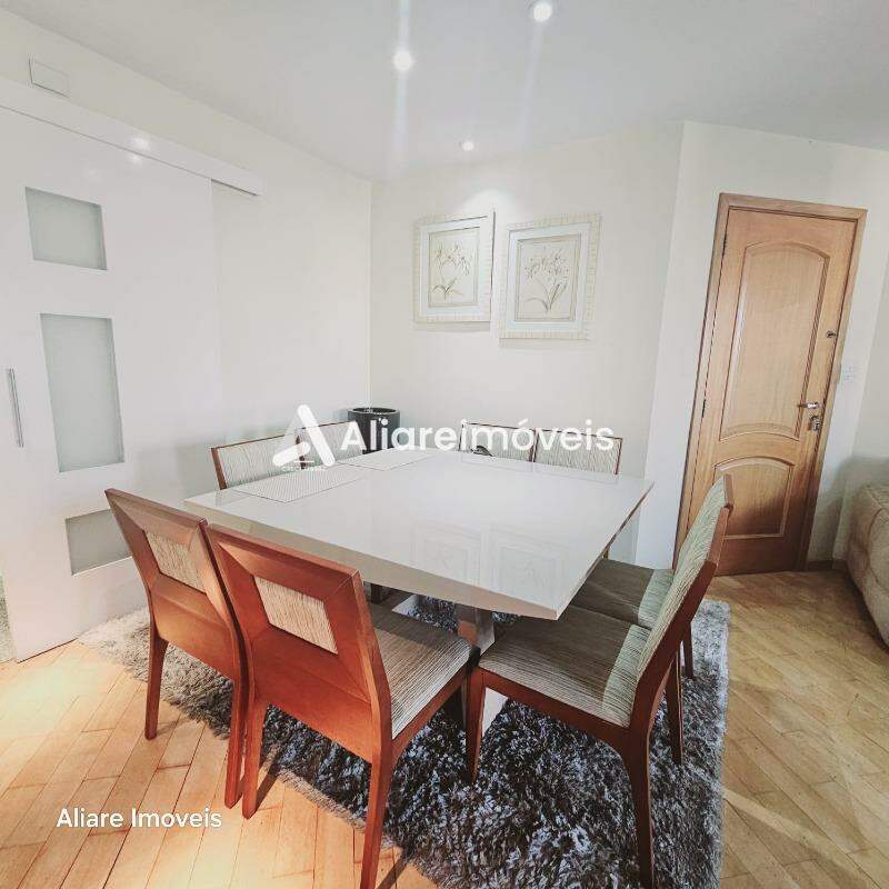 Apartamento à venda com 3 quartos, 105m² - Foto 8