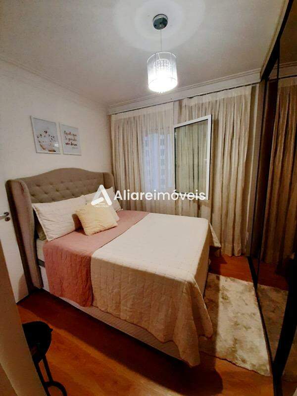 Apartamento à venda com 3 quartos, 97m² - Foto 14