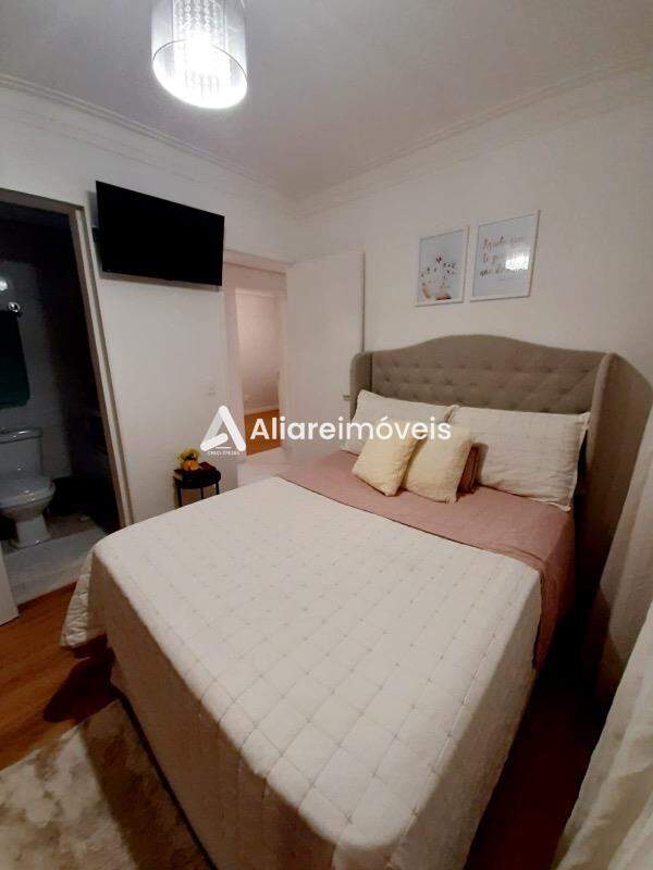 Apartamento à venda com 3 quartos, 97m² - Foto 11