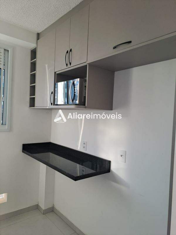 Apartamento para alugar com 2 quartos, 37m² - Foto 7