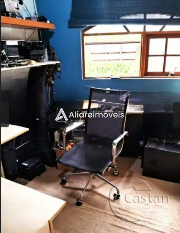 Casa à venda com 3 quartos, 108m² - Foto 9