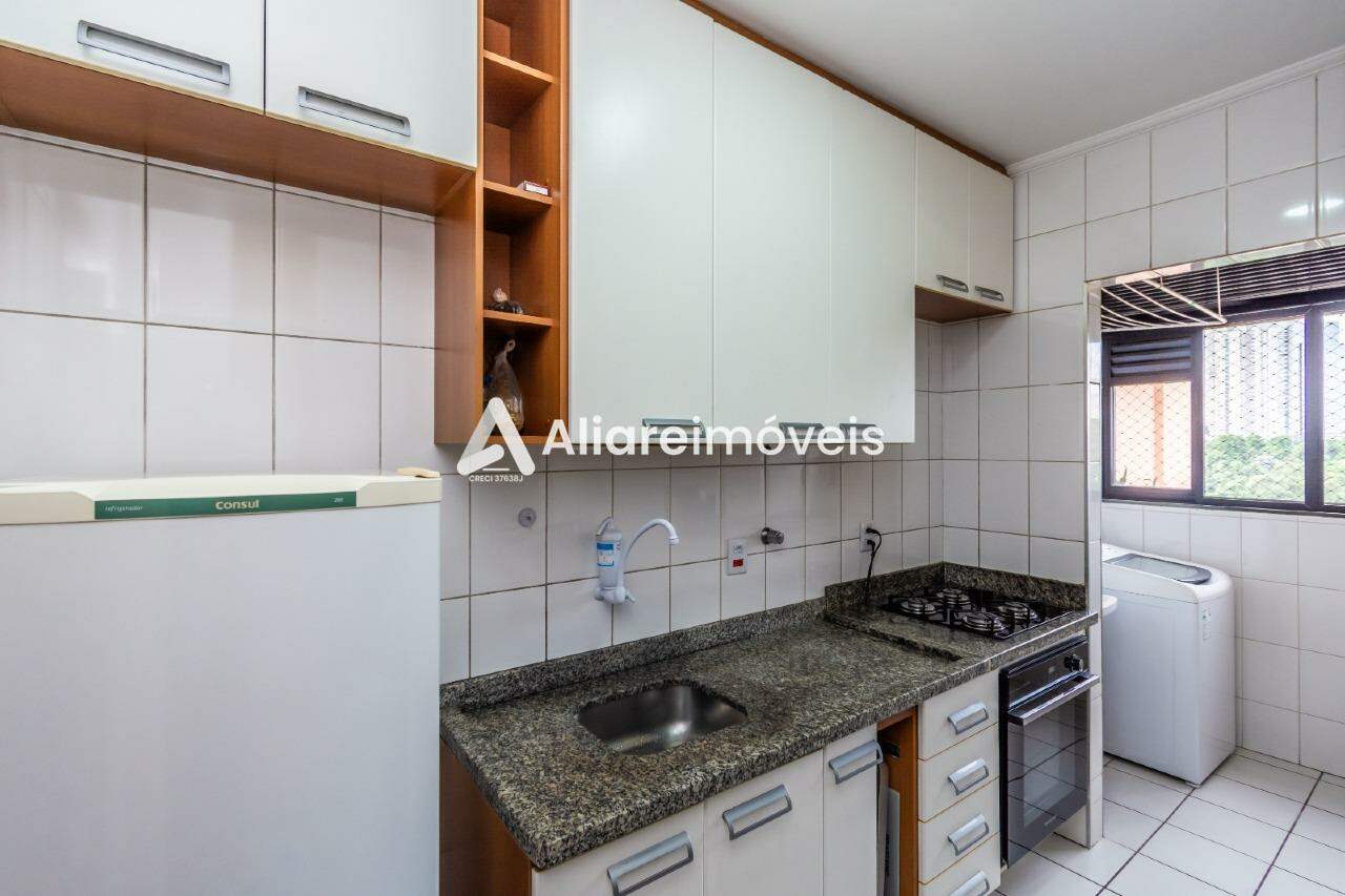 Apartamento à venda com 2 quartos, 60m² - Foto 17