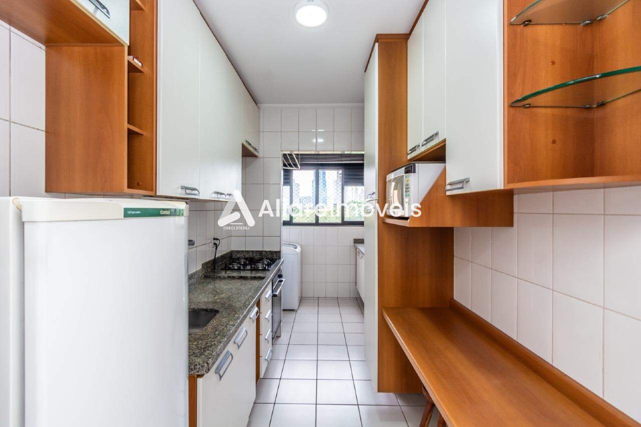 Apartamento à venda com 2 quartos, 60m² - Foto 15