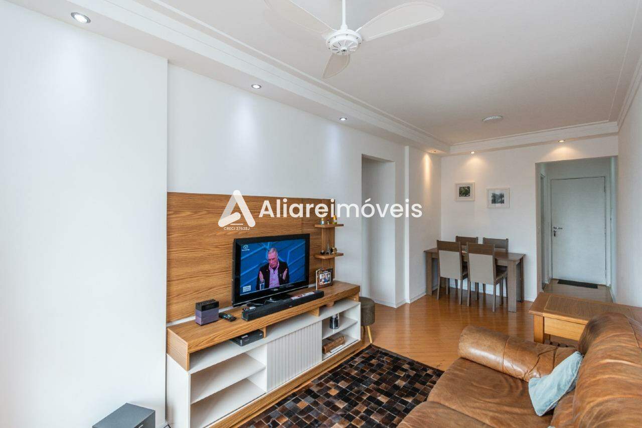 Apartamento à venda com 2 quartos, 60m² - Foto 10