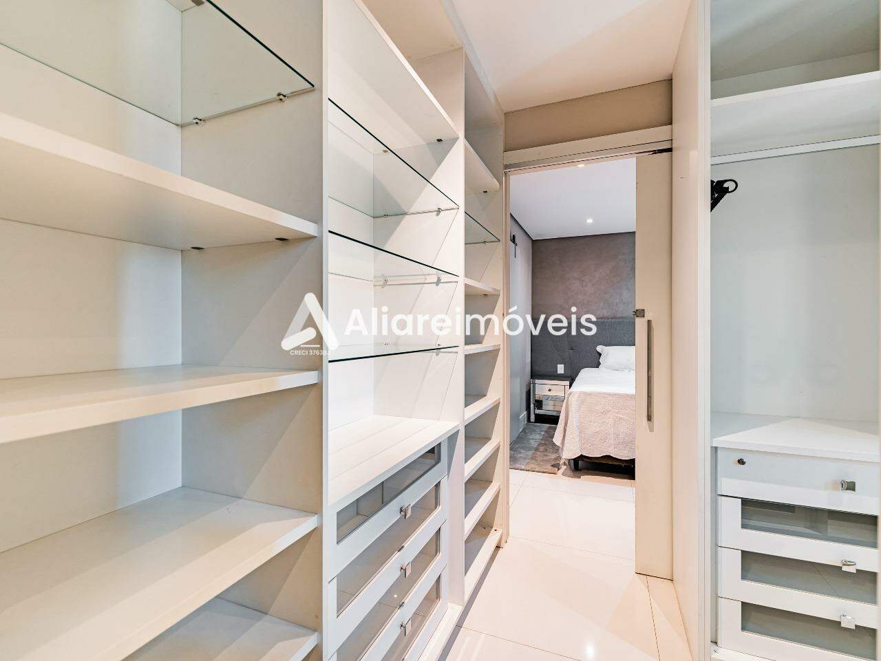 Apartamento à venda com 2 quartos, 164m² - Foto 17