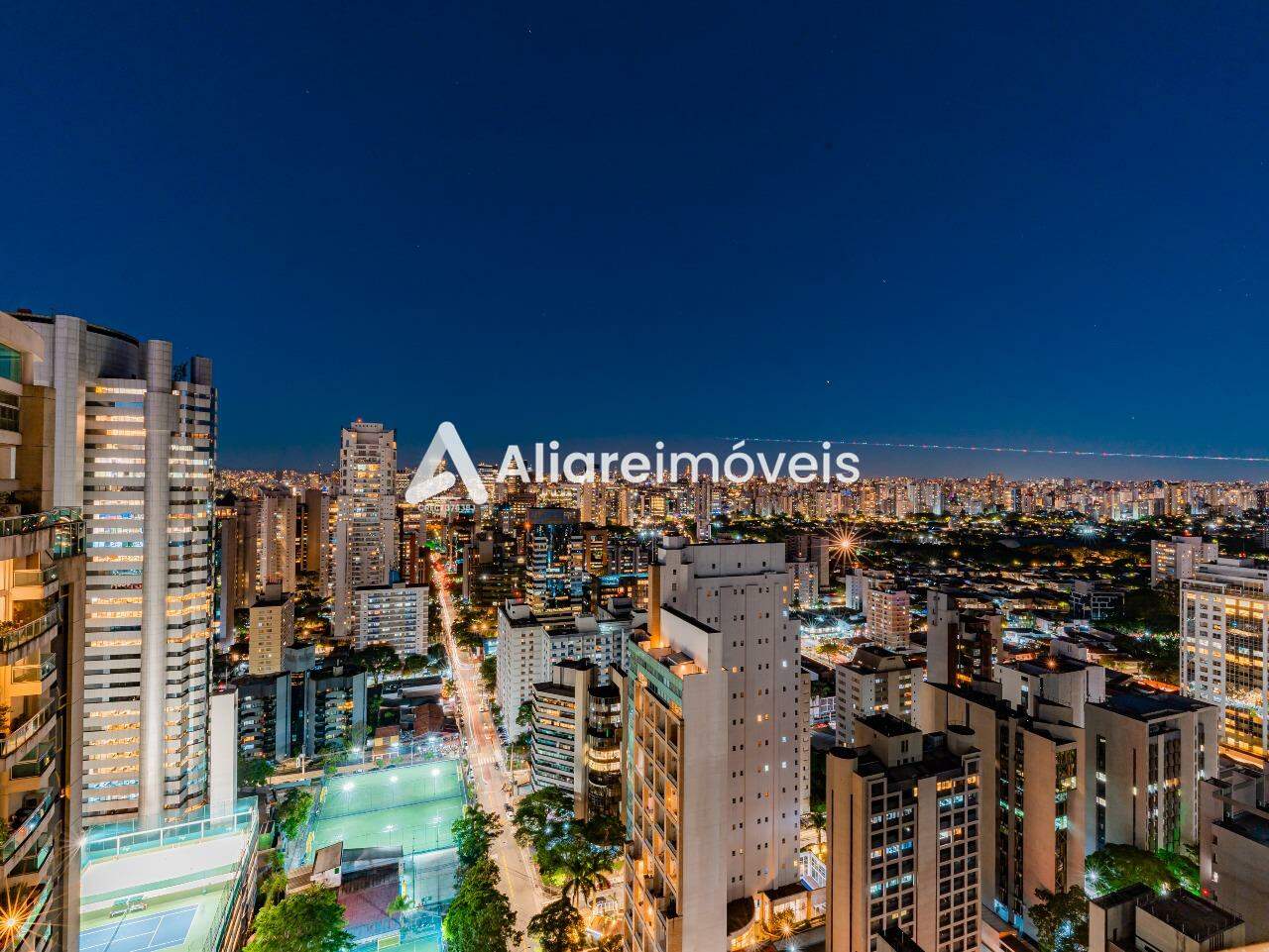 Apartamento para alugar com 2 quartos, 164m² - Foto 21