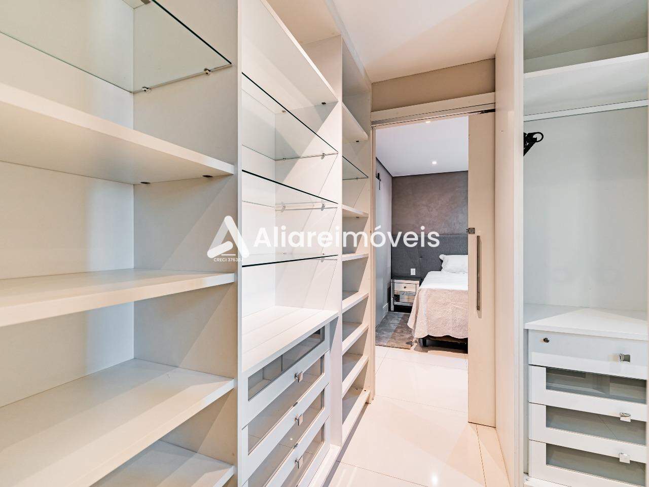 Apartamento para alugar com 2 quartos, 164m² - Foto 17