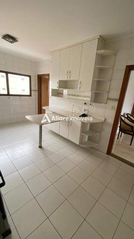 Apartamento à venda com 4 quartos, 145m² - Foto 22