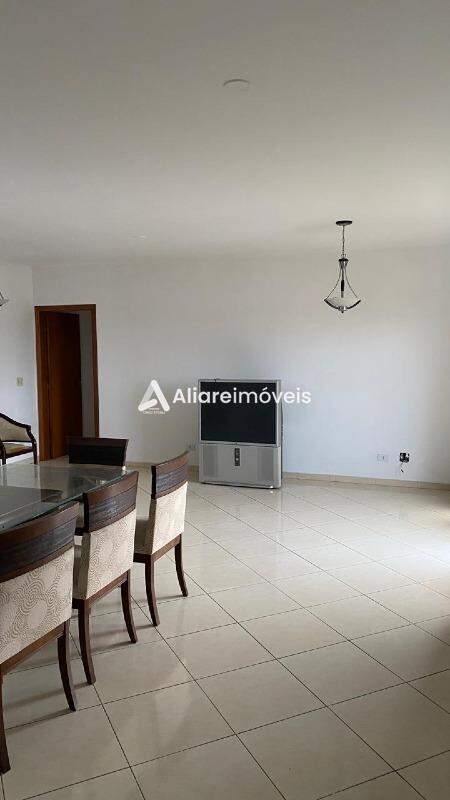 Apartamento à venda com 4 quartos, 145m² - Foto 4