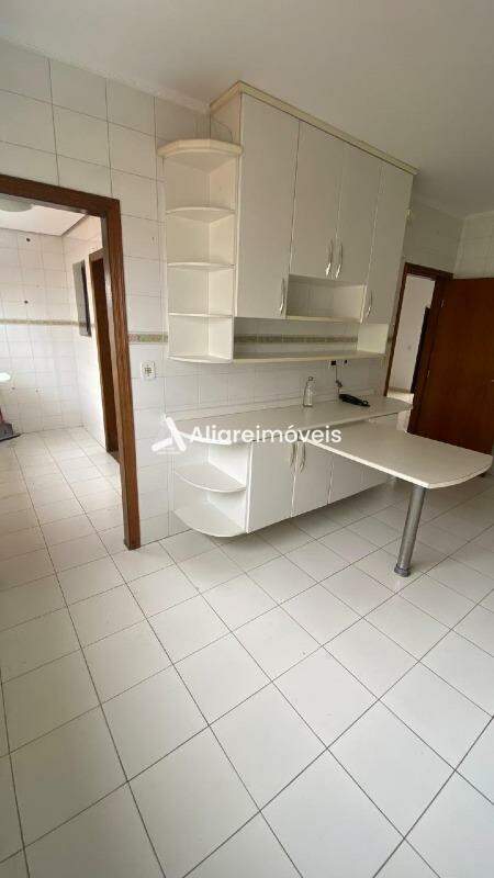 Apartamento à venda com 4 quartos, 145m² - Foto 20