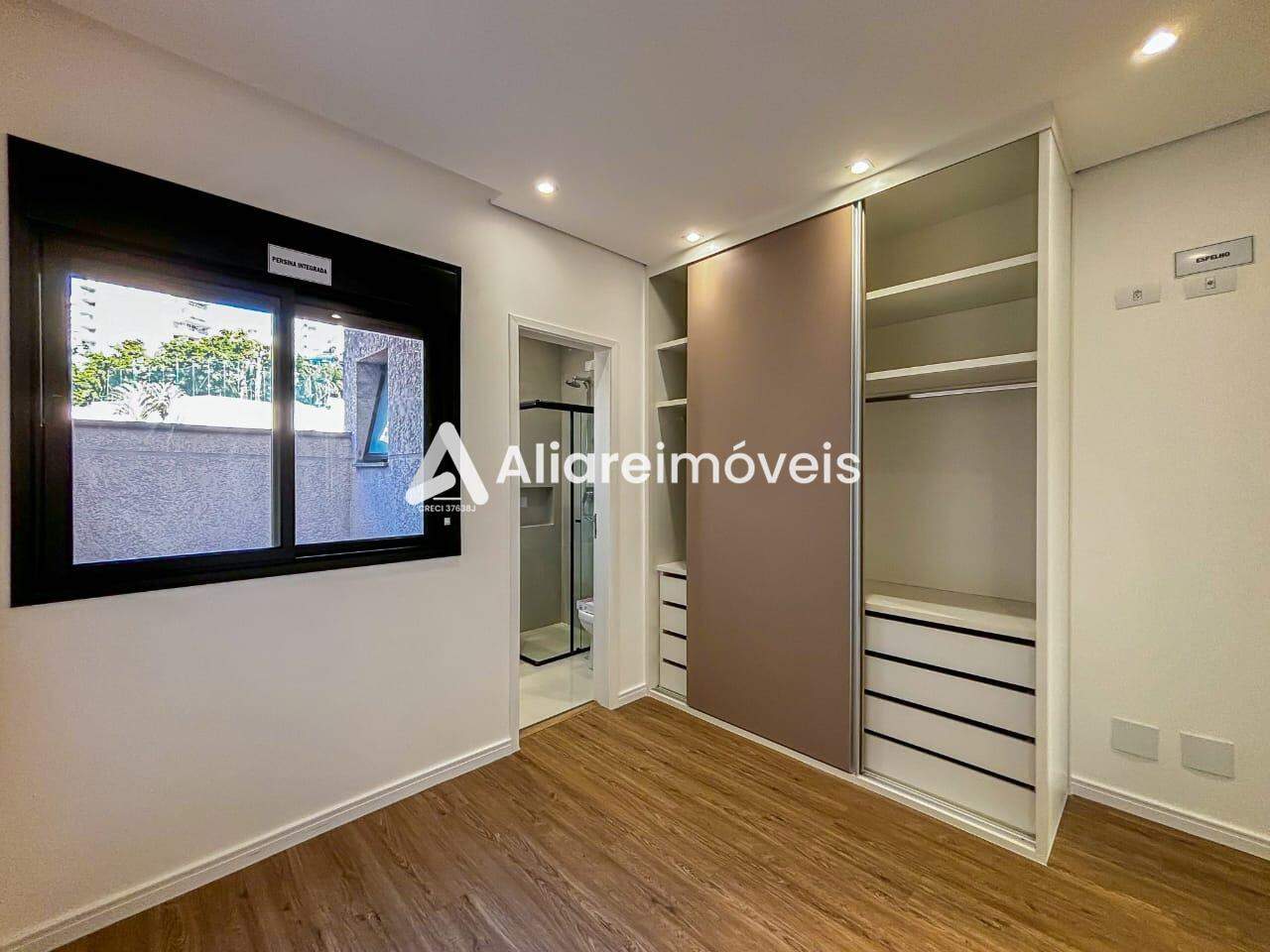 Casa à venda com 4 quartos, 160m² - Foto 5