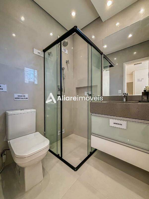 Casa à venda com 4 quartos, 160m² - Foto 8