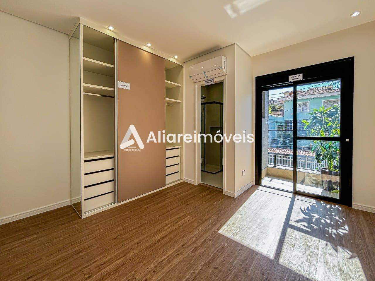 Casa à venda com 4 quartos, 160m² - Foto 9