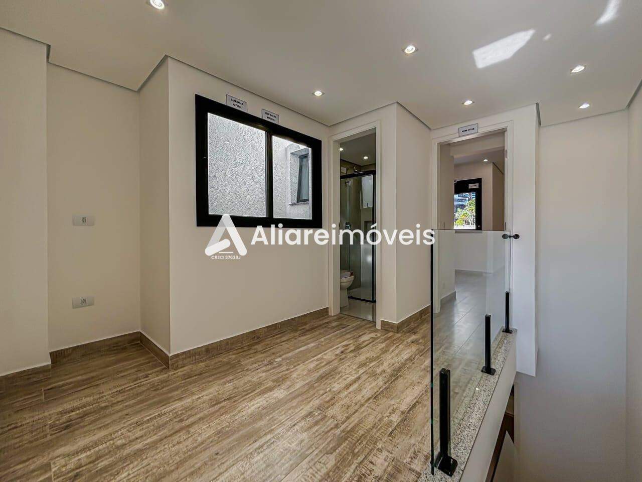 Casa à venda com 4 quartos, 160m² - Foto 10