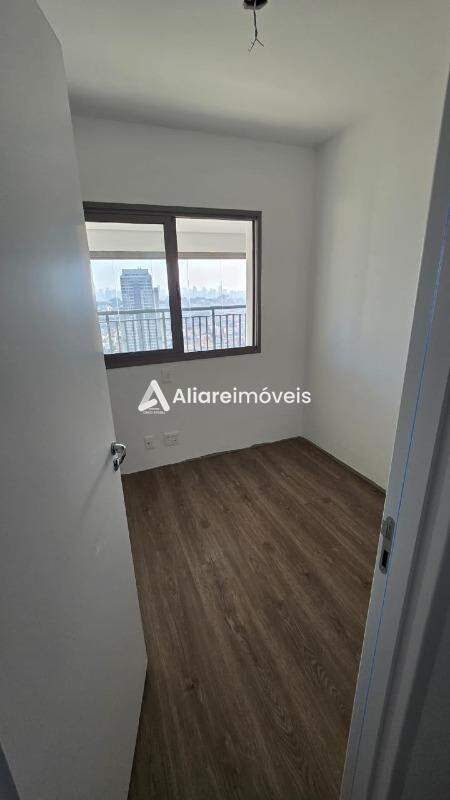 Apartamento à venda com 2 quartos, 77m² - Foto 27