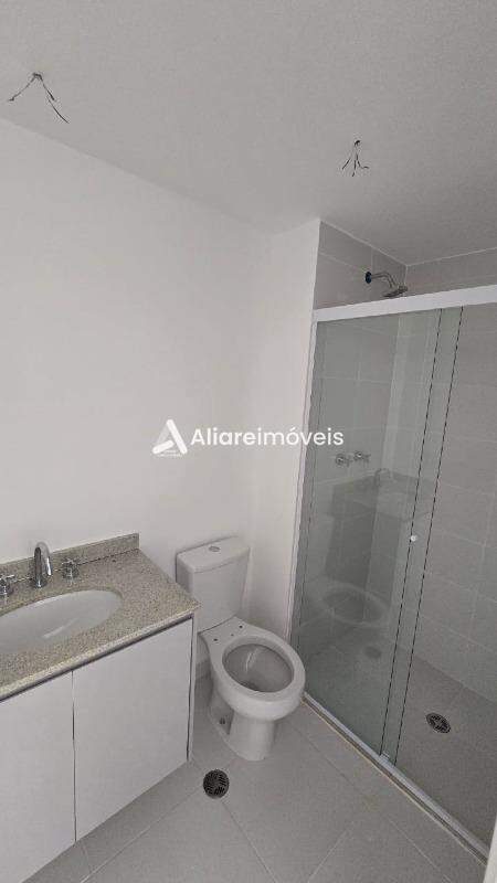 Apartamento à venda com 2 quartos, 77m² - Foto 26