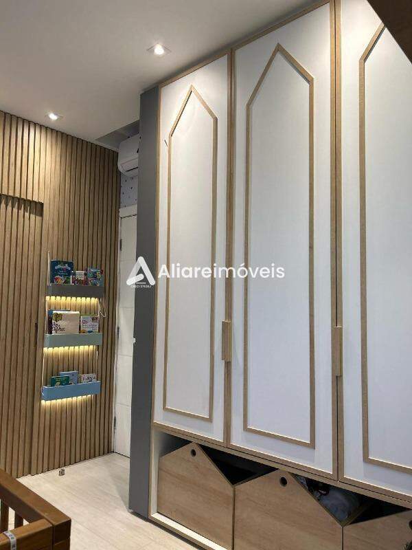 Casa para alugar com 4 quartos, 390m² - Foto 19