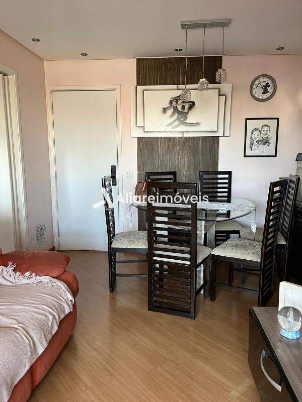 Apartamento à venda com 2 quartos, 56m² - Foto 5