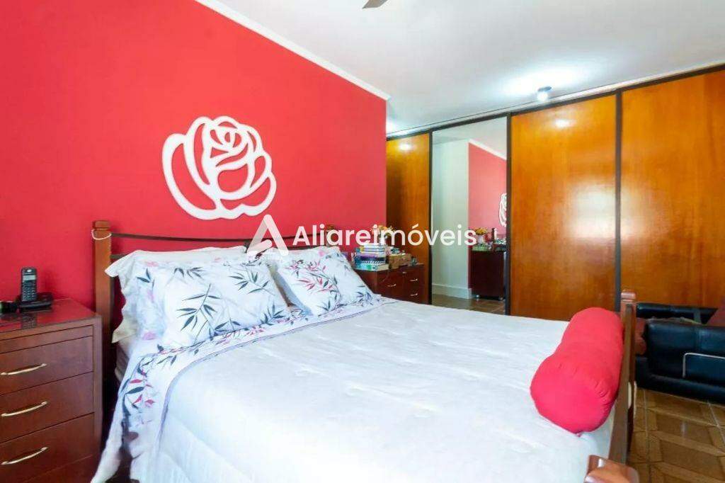 Casa à venda com 3 quartos, 350m² - Foto 28