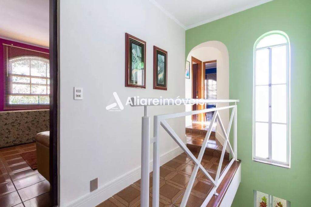 Casa à venda com 3 quartos, 350m² - Foto 26