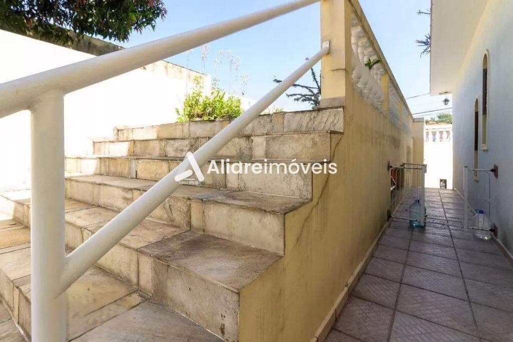 Casa à venda com 3 quartos, 350m² - Foto 15