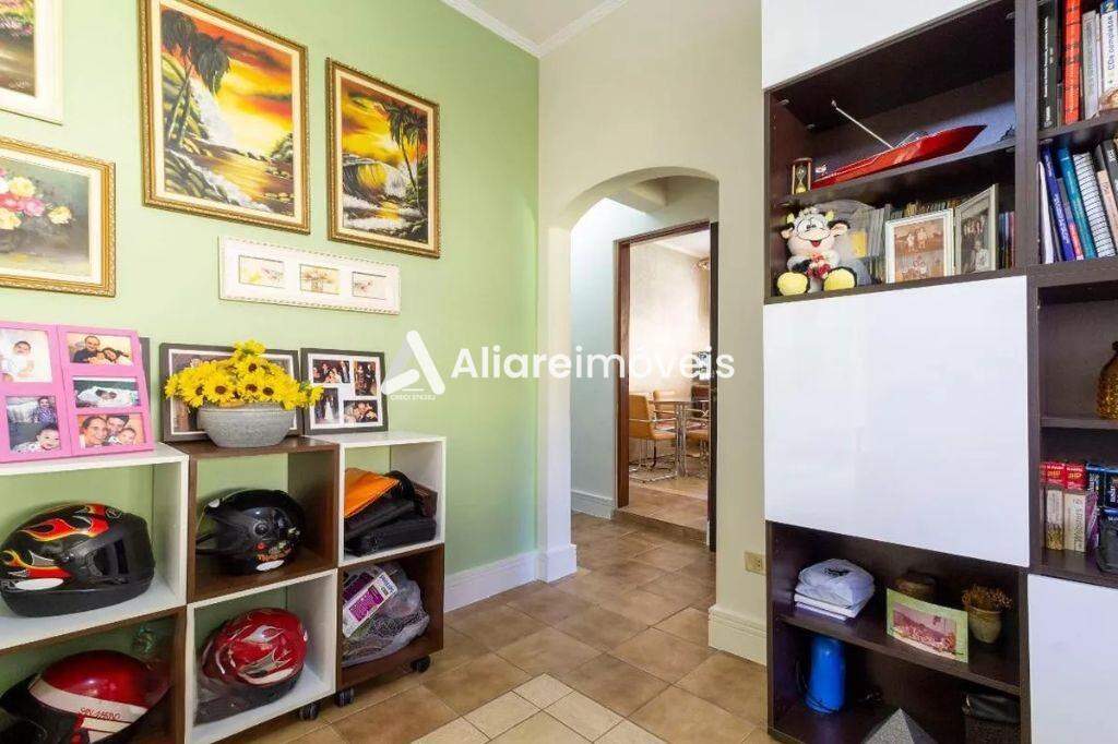 Casa à venda com 3 quartos, 350m² - Foto 6