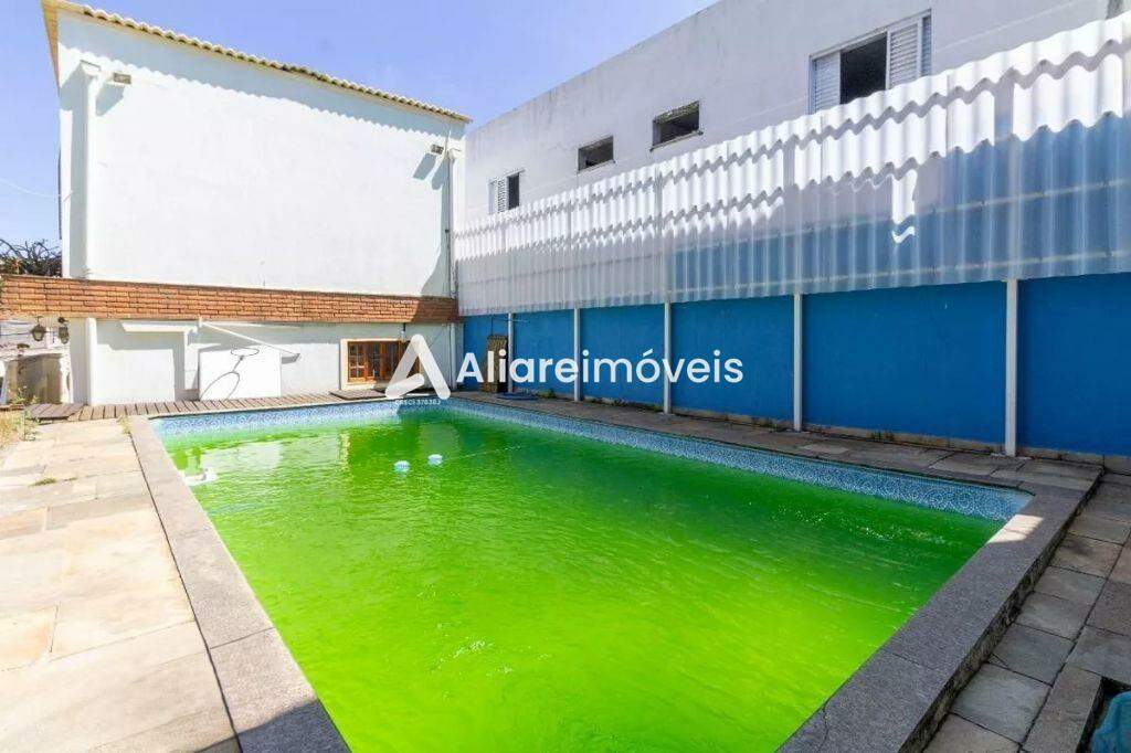 Casa à venda com 3 quartos, 350m² - Foto 2