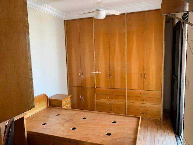 Cobertura à venda com 3 quartos, 250m² - Foto 23