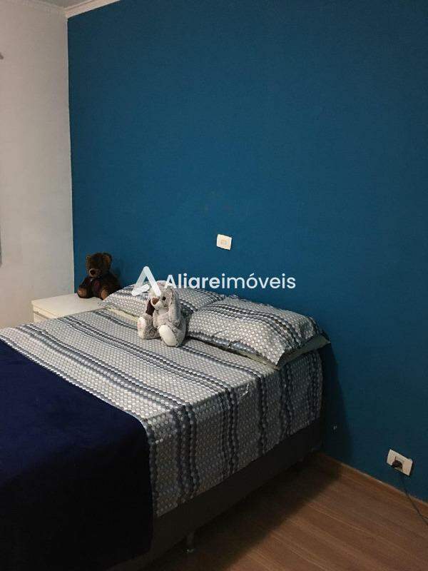 Casa à venda com 3 quartos, 218m² - Foto 27