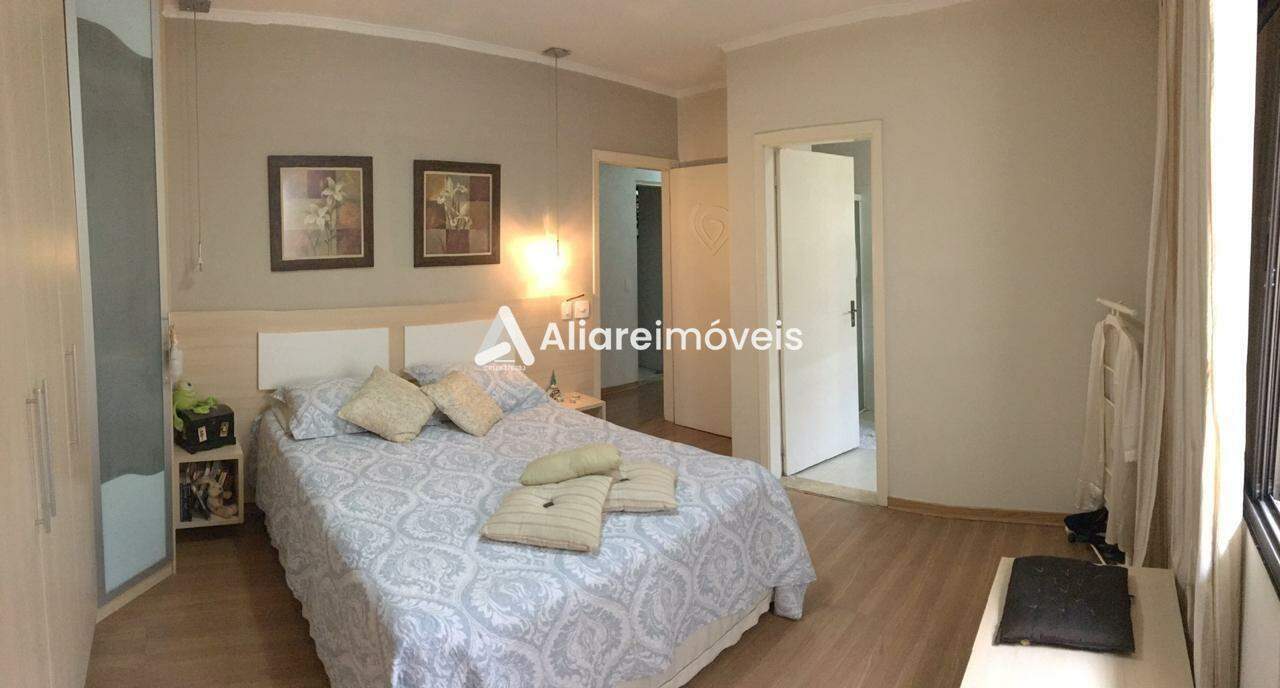 Casa à venda com 3 quartos, 218m² - Foto 18