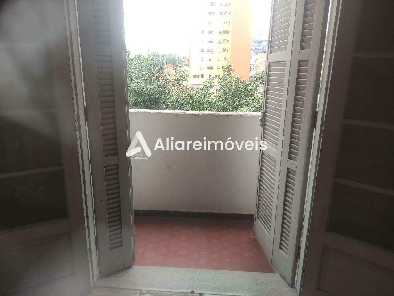 Apartamento para alugar com 2 quartos, 75m² - Foto 17