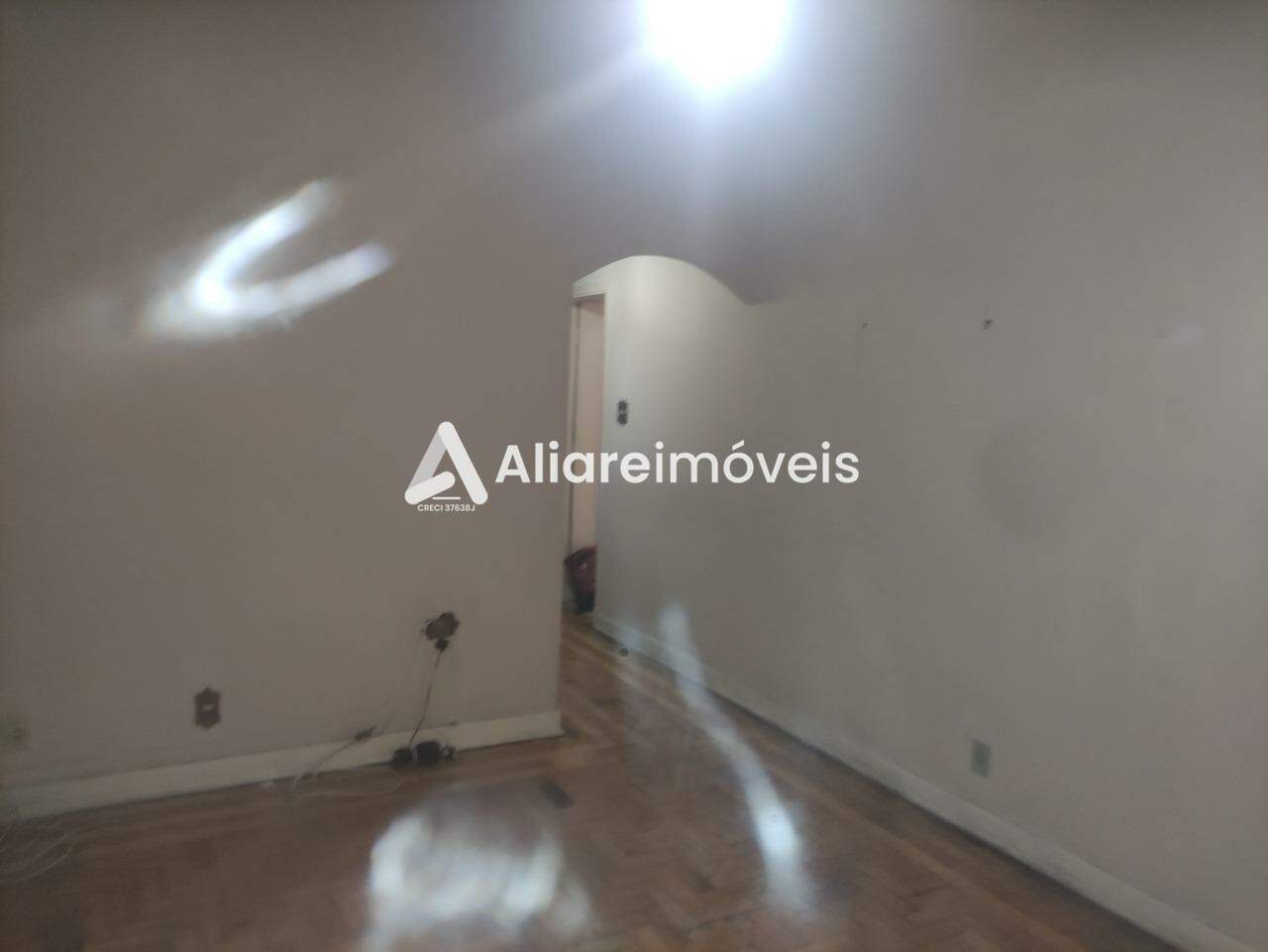 Apartamento para alugar com 2 quartos, 75m² - Foto 6