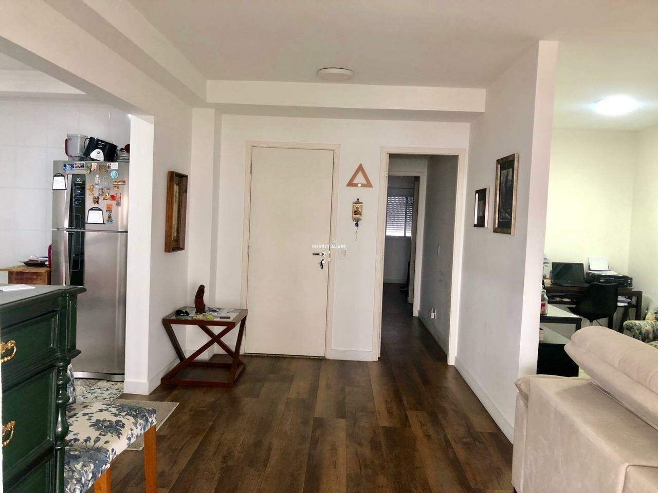 Apartamento à venda com 3 quartos, 113m² - Foto 9