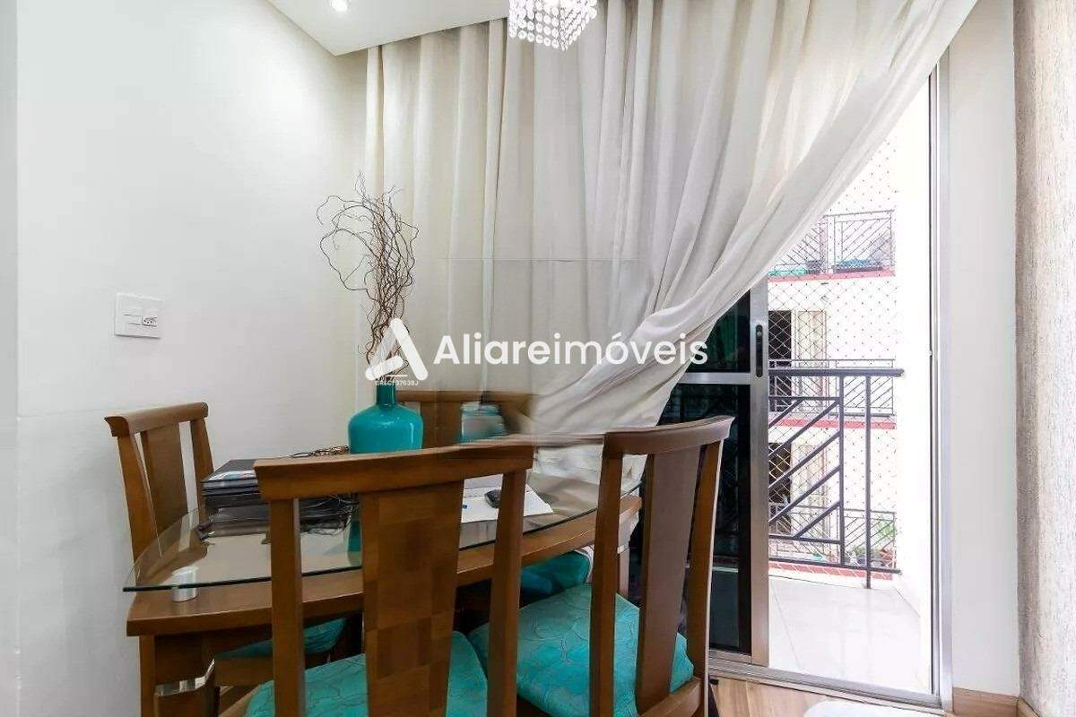 Apartamento à venda com 2 quartos, 49m² - Foto 4