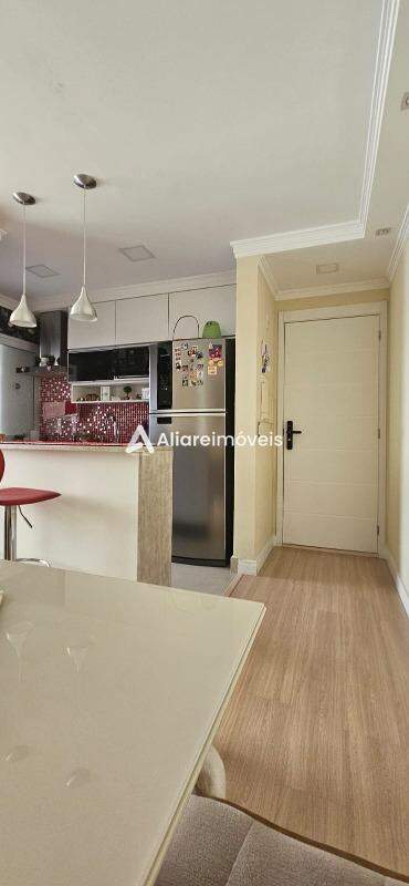 Apartamento à venda com 2 quartos, 68m² - Foto 7