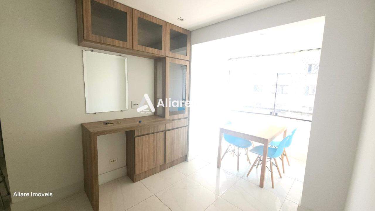 Apartamento para alugar com 2 quartos, 60m² - Foto 4