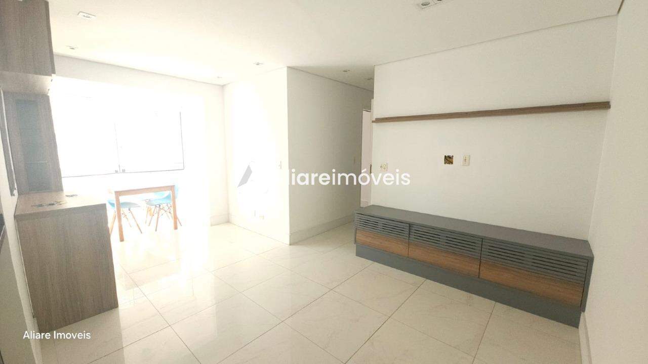 Apartamento para alugar com 2 quartos, 60m² - Foto 3